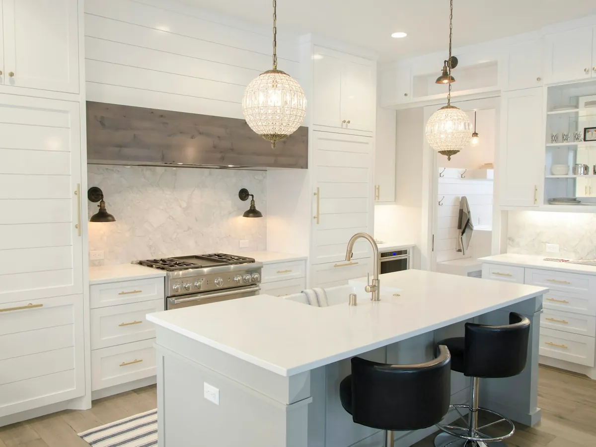 Dining table — moving out sale